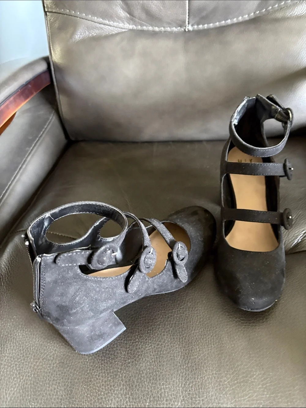 Mix No. 6 Black Suede Mary Jane Block Heel Pumps - Picture 1 of 1